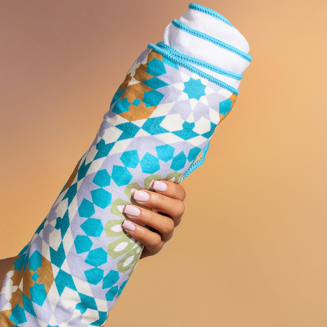 DIGITAL FLOWER MICROFIBER BEACH TOWEL main image 0